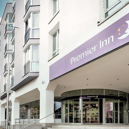 Premier Inn Stuttgart Bad Cannstatt Esterno foto