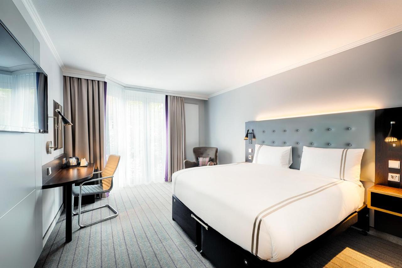 Premier Inn Stuttgart Bad Cannstatt Esterno foto