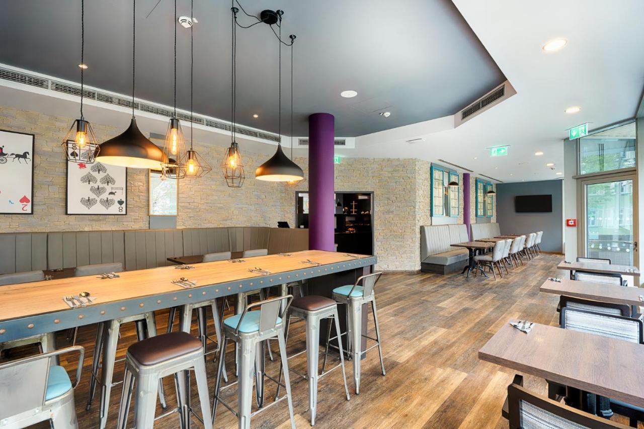 Premier Inn Stuttgart Bad Cannstatt Esterno foto